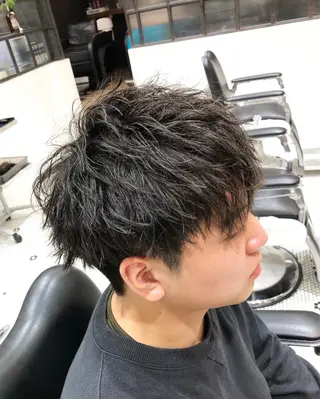パーマ メンズ カット無料/髪質改善 髪質根本改善/艶髪のヘアスタイル