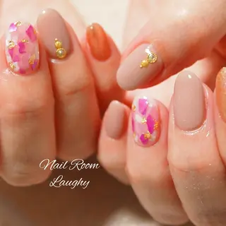 ネイル Nail Room Laughyのネイルデザイン