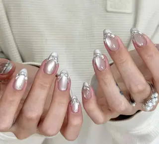 ネイル Pure&Rich Nailのネイルデザイン