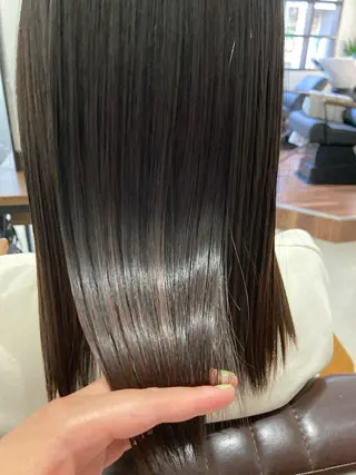 ミディアム Larry🌼中下 美香のヘアスタイル