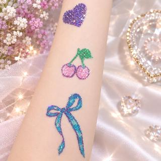 ネイル Reivl  Nails のネイルデザイン