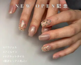 ネイル メラク難波/長さだし パラジェルフィルインのネイルデザイン