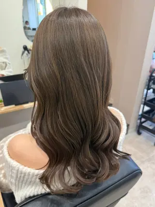 カラー YUKI🕊️ / COQU.のヘアスタイル