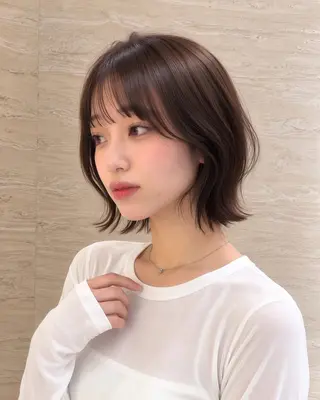 ショート わたる/ボブ〜ロング /縮毛矯正/髪質改善のヘアスタイル