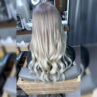 ロング カラー パーマ ヘアアレンジ メンズ 🫧m🍭ハイトーン /エクステ美容師🧸のヘアスタイル