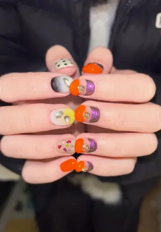 ネイル 銀河屋 の猫のネイルデザイン