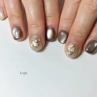 ネイル Legit nail salonのネイルデザイン