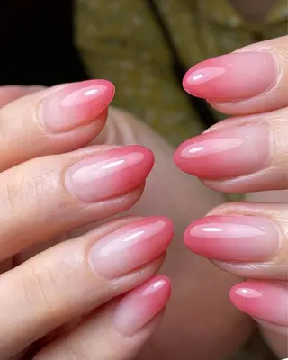 ミディアム Glossynail 〜爪屋〜のネイルデザイン