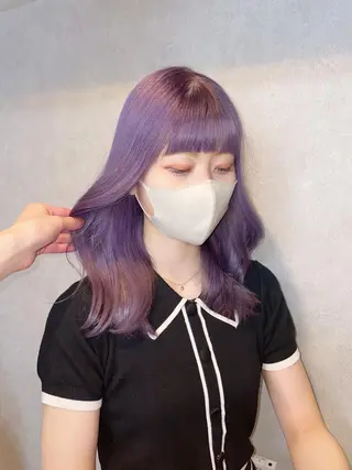 セミロング カラー ヘアアレンジ 💟Chloe原宿店 🩶ハイトーンのヘアスタイル