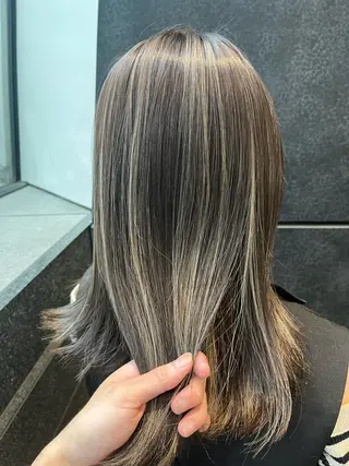 セミロング メンズパーマ 工藤勇也のヘアスタイル