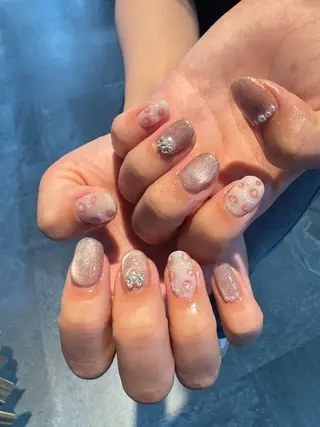 ネイル GLOW MIUのネイルデザイン