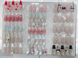 ネイル Mione_ Sonのネイルデザイン