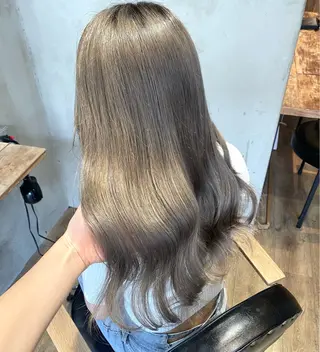 セミロング 井上 麻帆のヘアスタイル