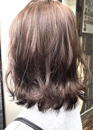 ミディアム 福島 望のヘアスタイル