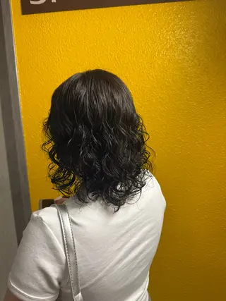 セミロング パーマ カ ズ サ ✴︎のヘアスタイル