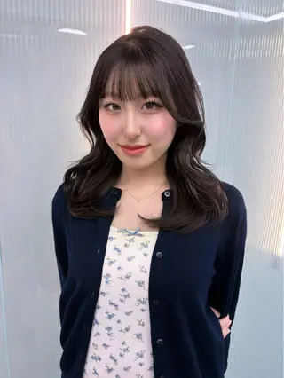ミディアム 楠田 美空のヘアスタイル