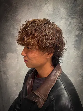 ミディアム パーマ メンズ ショートスタイル特化 ayumuのヘアスタイル