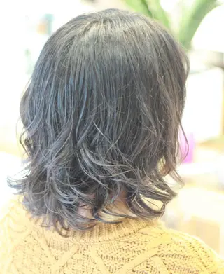 ミディアム パーマ 石川 雅貴のヘアスタイル