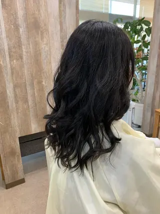 セミロング ヘアアレンジ 新保 佳世のヘアスタイル