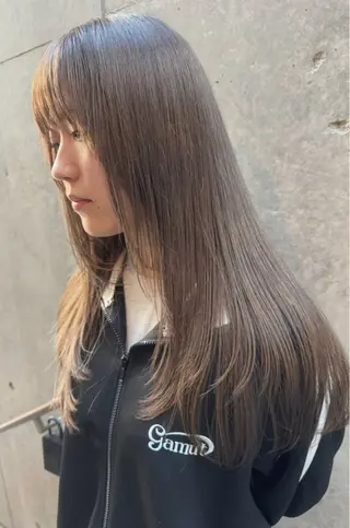 ロング ミヤザキ ソウマのヘアスタイル