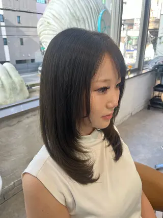 セミロング うしだ かおるのヘアスタイル