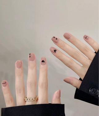 ネイル エリ🫧 nail池袋東口のネイルデザイン