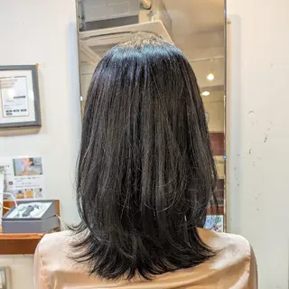 セミロング 浅井 琴音のヘアスタイル