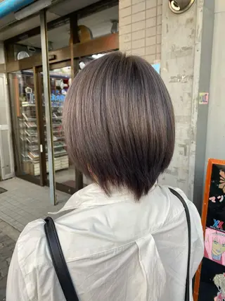 ショート ゆぴ☾/推しカラー /ハイトーンのヘアスタイル