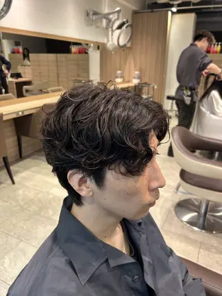 ショート パーマ メンズ 浅見 愛菜のヘアスタイル