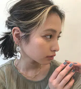 ミディアム カラー ヘアアレンジ レイヤーカット/ ハイライト　千咲季のヘアスタイル