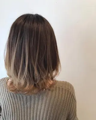 ミディアム カラー mayo 🐄🌈のヘアスタイル
