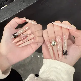 ネイル HIN NAILのネイルデザイン