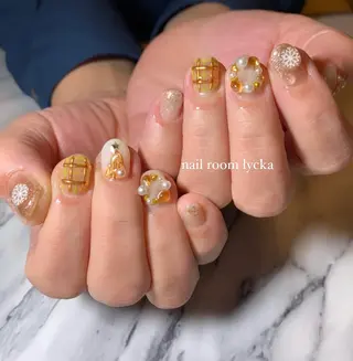 ネイル ネイルルームリッカ 𝐦𝐚𝐲𝐮のネイルデザイン