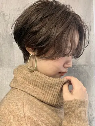 ショート ひかり HAZELのヘアスタイル