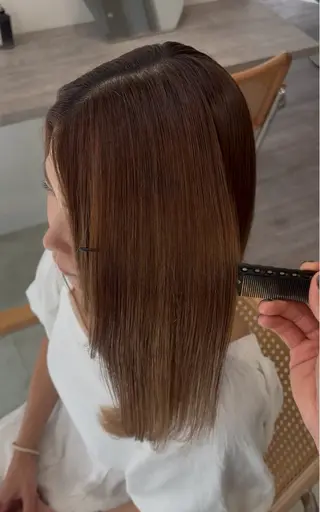 ロング 美髪矯正・ブリーチ 矯正🫧秋元ゆたかのヘアスタイル