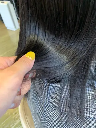 ミディアム 佐藤 瑚碧のヘアスタイル