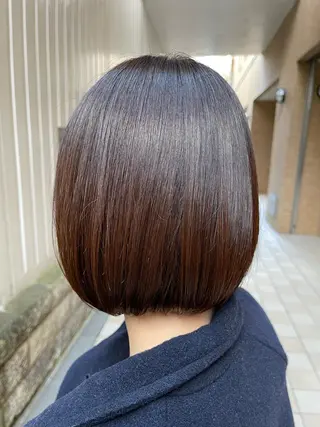 ショート antica YOSHIのヘアスタイル