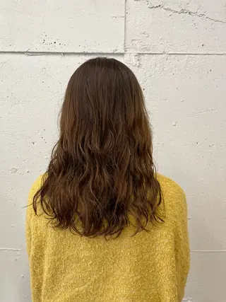 セミロング パーマ 綺音/ブリーチ /似合わせカットのヘアスタイル