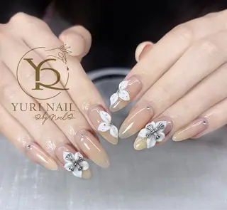 ネイル YURI Nail NARITAのネイルデザイン