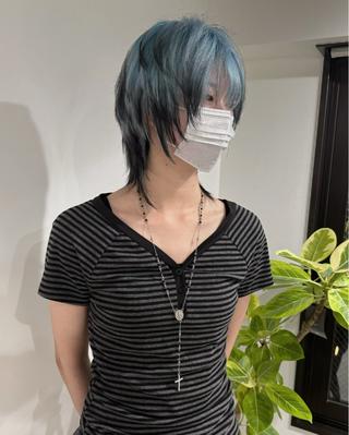セミロング TAIRA横浜ウルフ 🐺デザインカラーのヘアスタイル