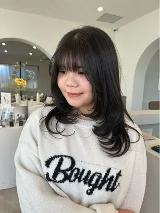 ミディアム début とらいのヘアスタイル