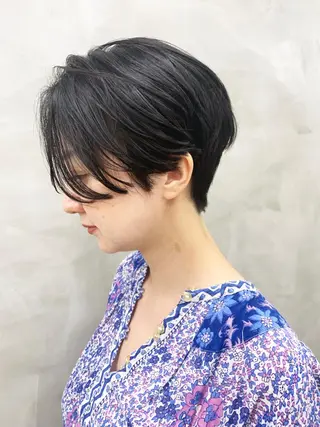 ショート 💓パーマ，💗 レイヤーカットのヘアスタイル