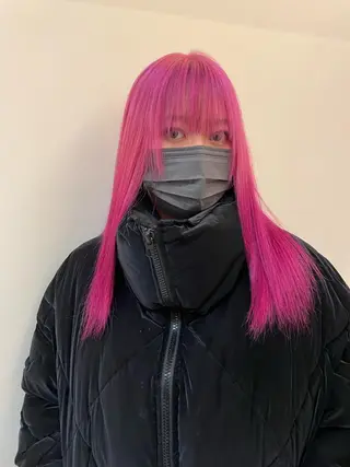 ロング 松田 アカリのヘアスタイル
