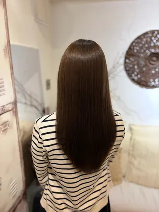 ロング カラー putri 川邉 優花のヘアスタイル