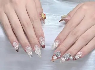 ネイル Evelyn 北千住東口店のネイルデザイン