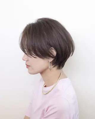 ショート カラー ルプラボウ/梨菜/ ハイトーン/ブリーチのヘアスタイル