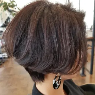 ショート カラー 松浦 正春のヘアスタイル