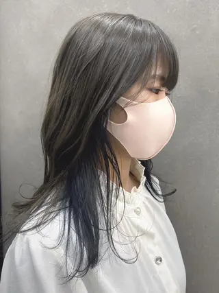セミロング カラー パーマ ヘアアレンジ メンズ キッズ ネイル マツエク・マツパ 韓国🇰🇷レイヤー カットオリーブカラーのヘアスタイル