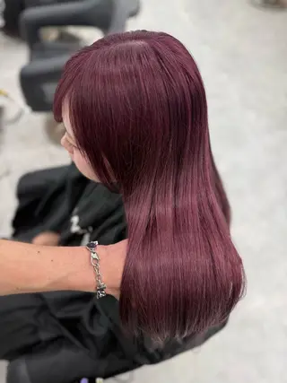ロング カラー ヘアアレンジ 🤍渋谷の赤髪 トップ/らいる🤍のヘアスタイル