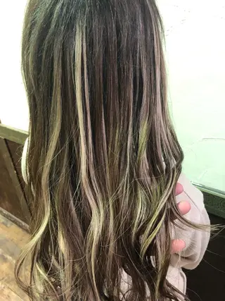 ロング Loob.TOKYO MIYA🌈のヘアスタイル